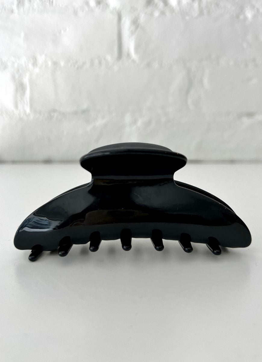 Claw Hair Clip in Black