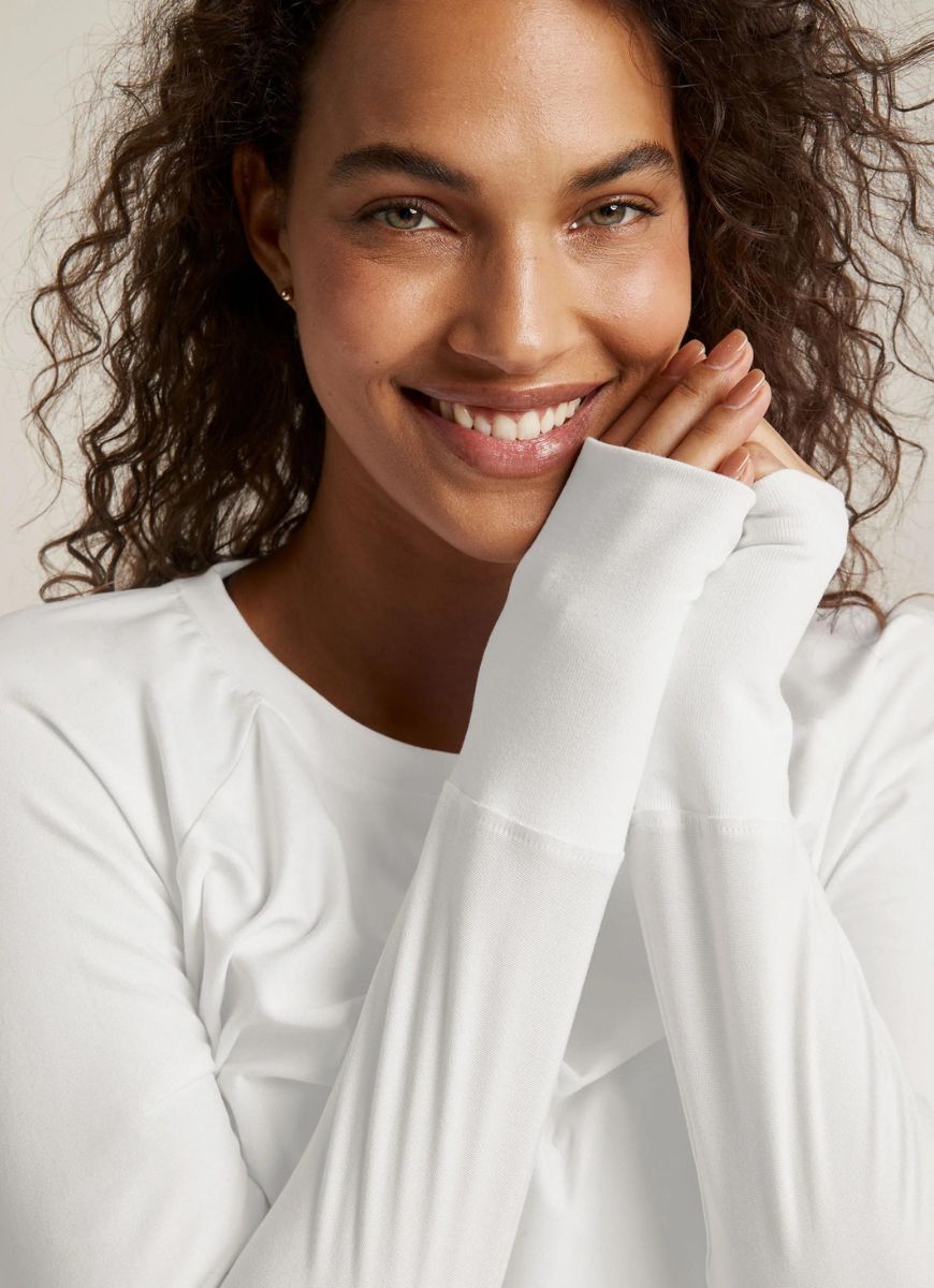 Beyond Yoga Featherweight Daydreamer Pullover in Cloud White Close Up Front View