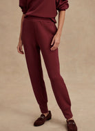 Varley The Slim Cuff Pant 27.5” in New Maroon