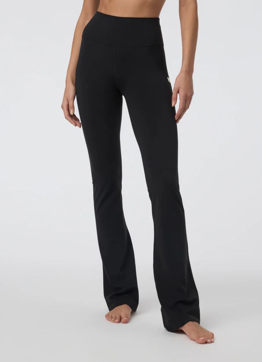 Vuori AllTheFeels Slim Flare Pants in Black