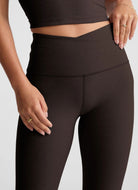 Beyond Yoga Spacedye At Your Leisure High Waisted Legging in Dark Chocolate Heather Close Up Front View