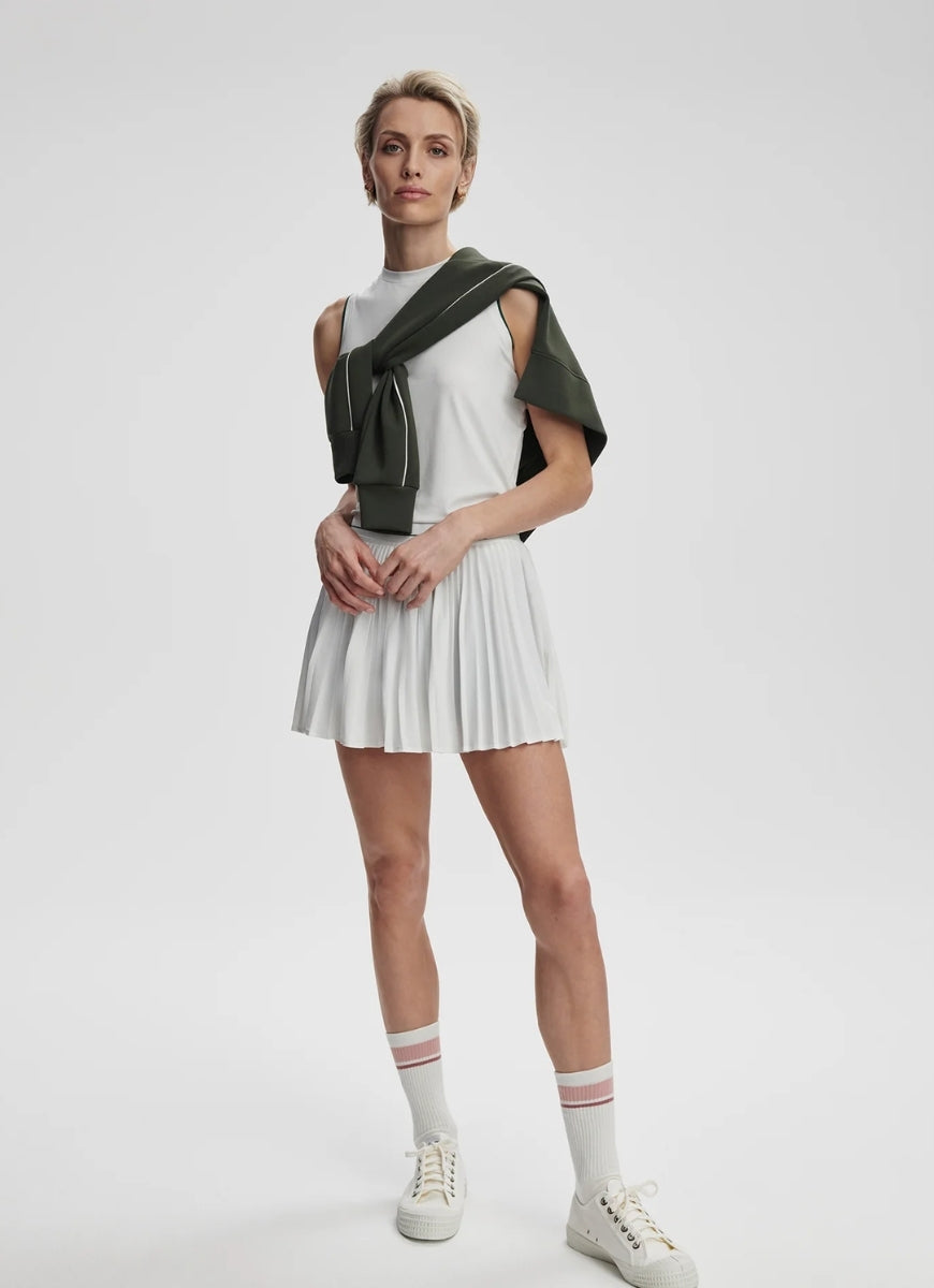 Varley Clemency Mid Rise Skort 13.5” in White/Forest Full Length Front View