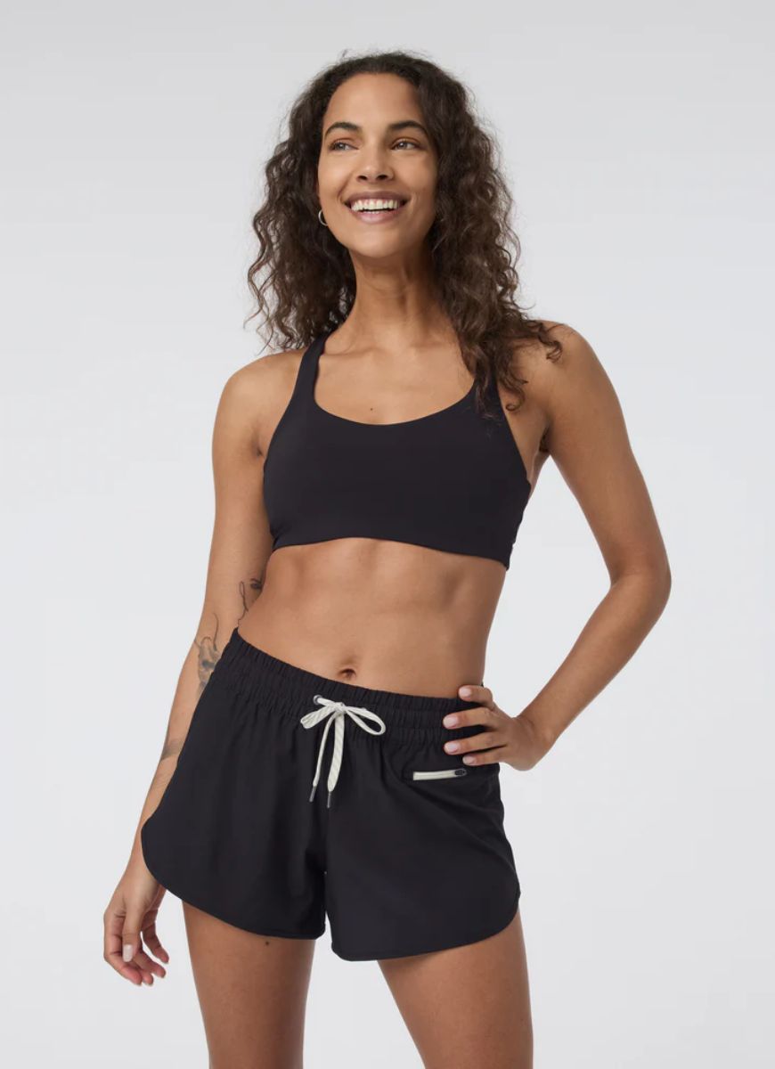 Vuori Dynamic Sports Bra in Black Close Up Front View