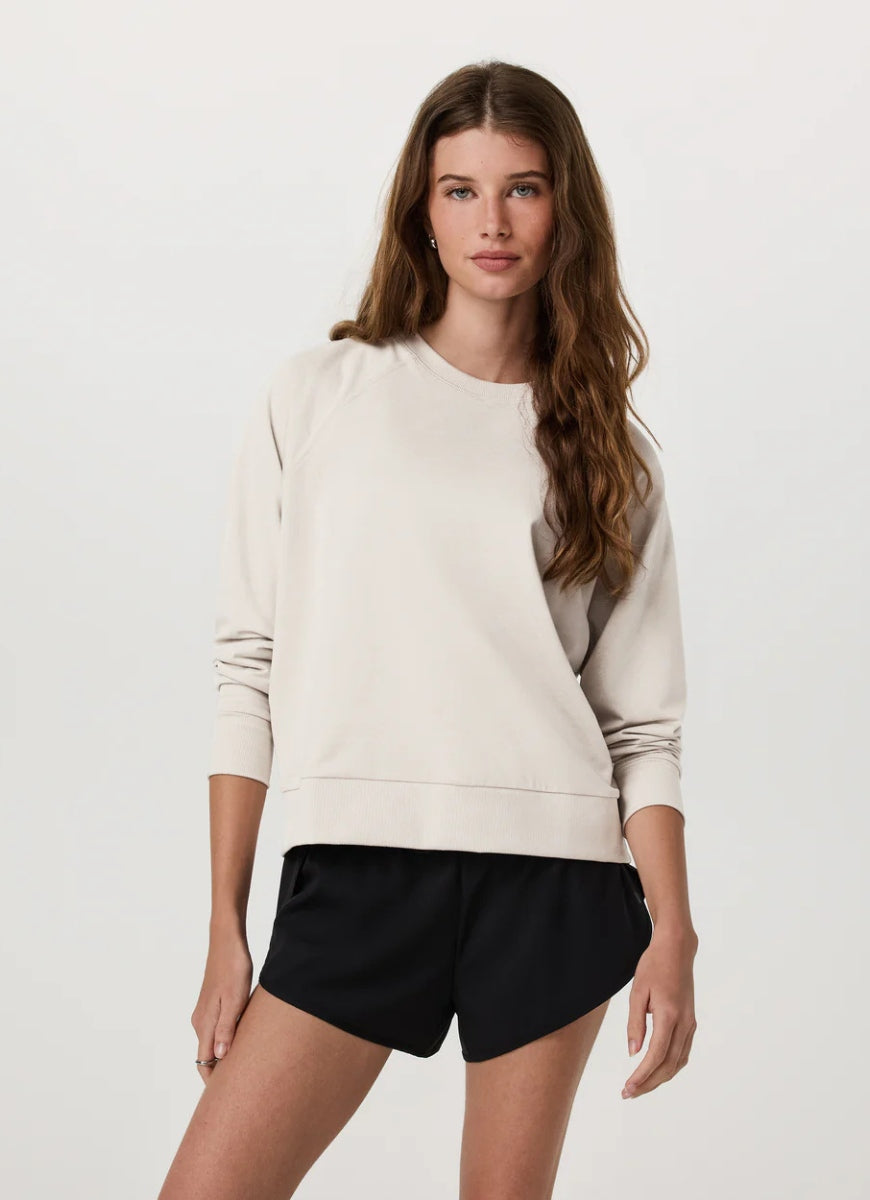 Vuori Long Sleeve Halo Crew in Ecru Heather