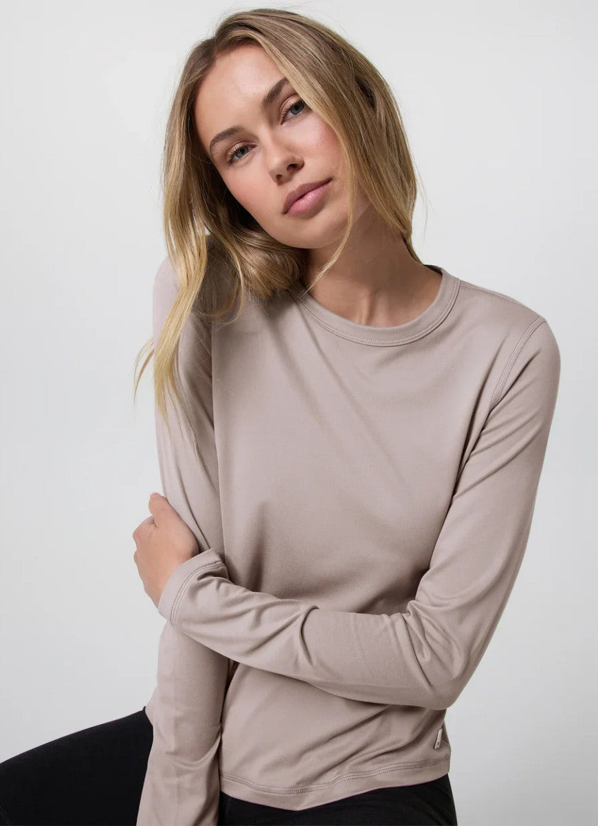 Vuori Long Sleeve Lux Crew Tee in Pebble Front View