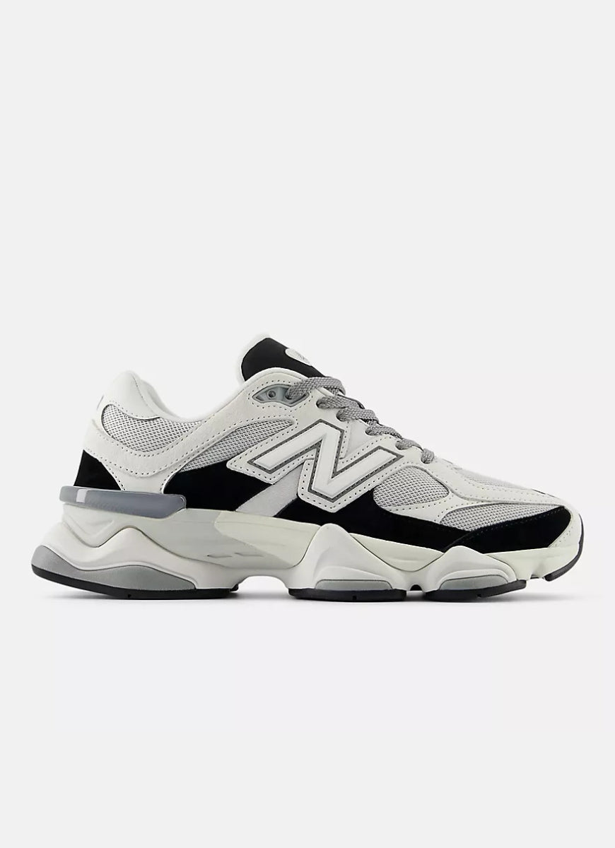 New Balance Women's 9060 Sneaker in Black/Reflection