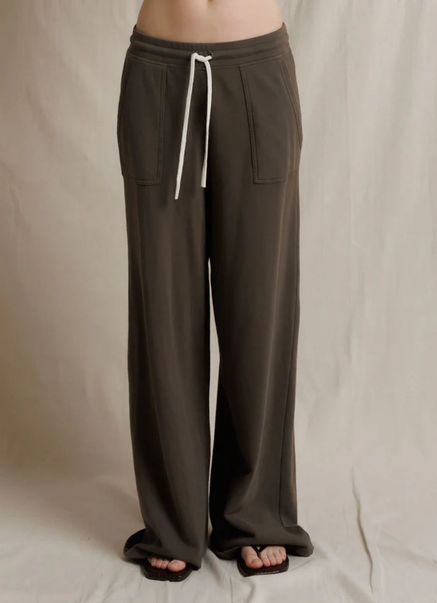perfectwhitetee Noa Straight Leg Pant in Dark Olive