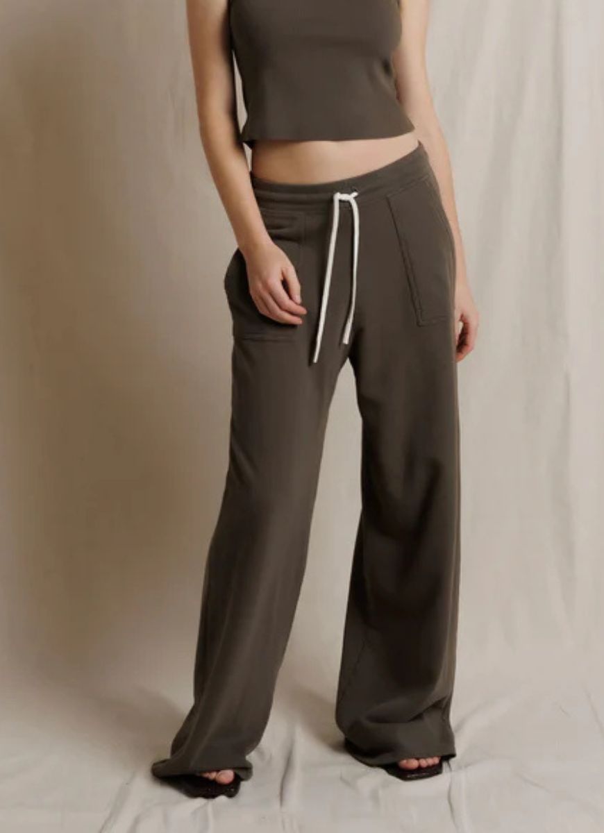 perfectwhitetee Noa Straight Leg Pant in Dark Olive