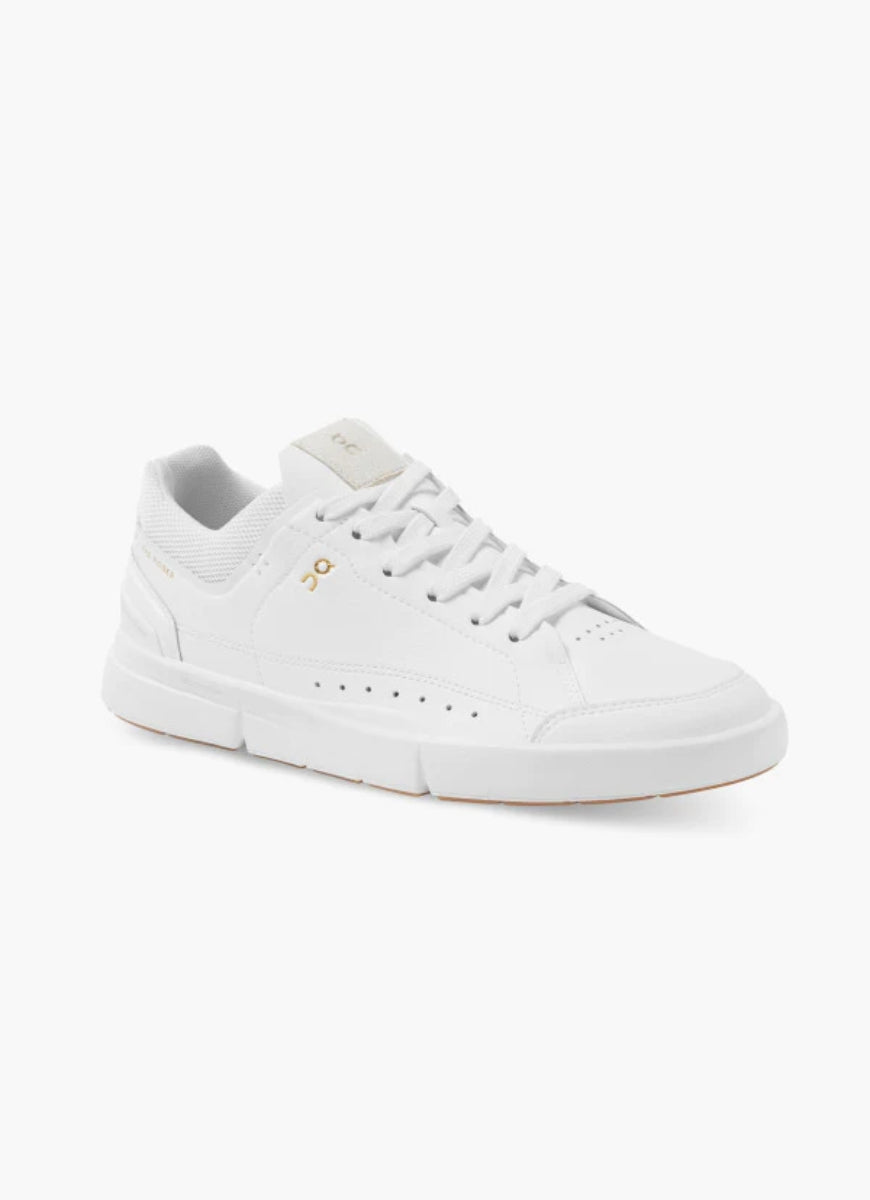On The Roger Centre Court Tennis-inspired Sneaker in White Angled Side View