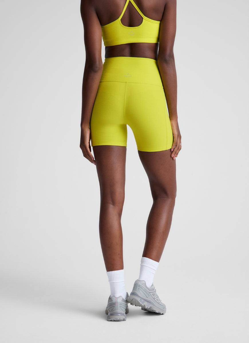 Beyond Yoga Spacedye Keep Pace 5" Pocket Short in Citrus Pop Heather Back View