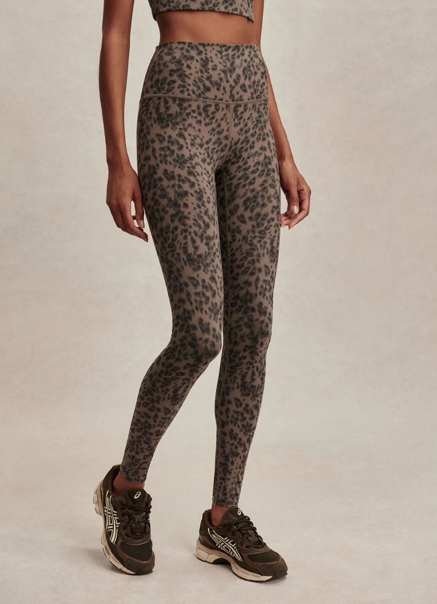 Varley Freesoft High Rise Legging 25” in Brown Contrast Cheetah