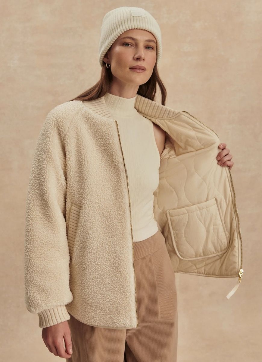 Varley Serina Reversible Quilt Jacket in Sandshell Front View
