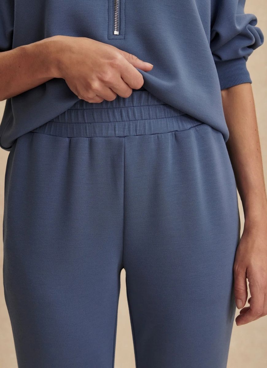 Varley The Slim Cuff Pant 27.5” in Bijou Blue Close Up Front View of Waistband