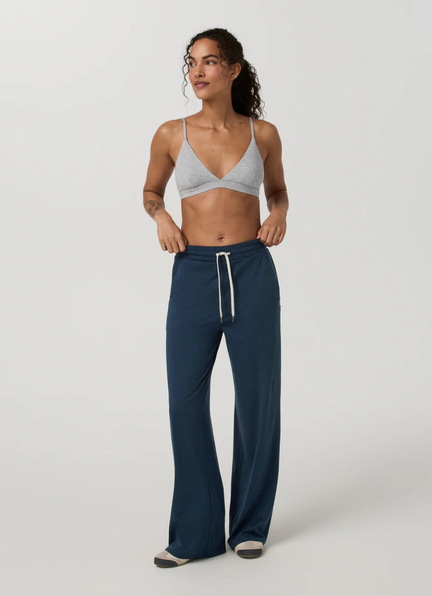 Vuori Halo Essential Wideleg Pant in Blue Coast Heather