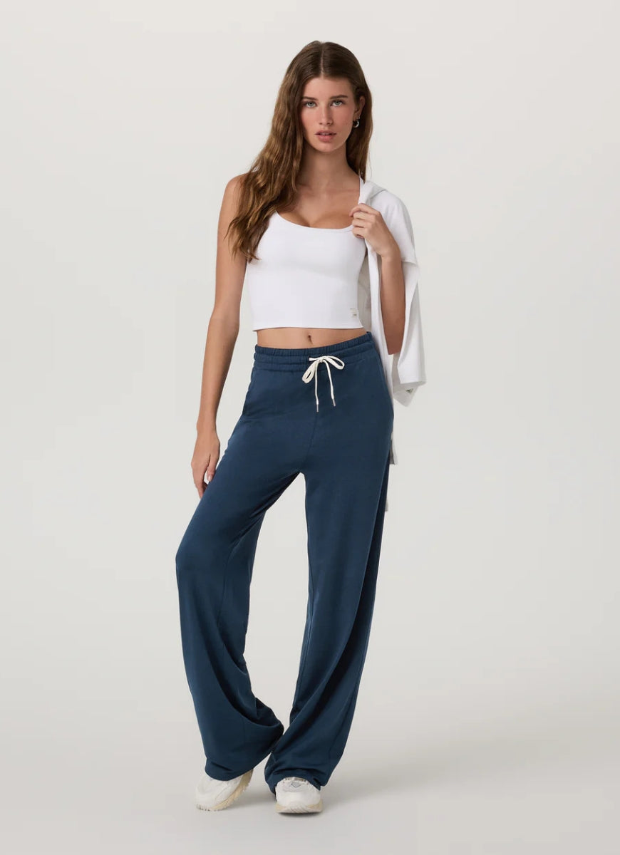 Vuori Halo Essential Wideleg Pant in Blue Coast Heather Full Length Front View