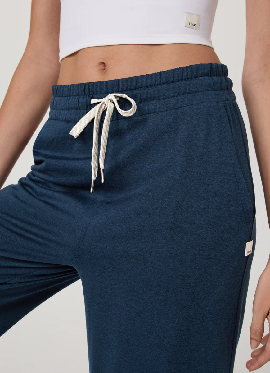 Vuori Halo Essential Wideleg Pant in Blue Coast Heather Close Up Front View of Drawcord