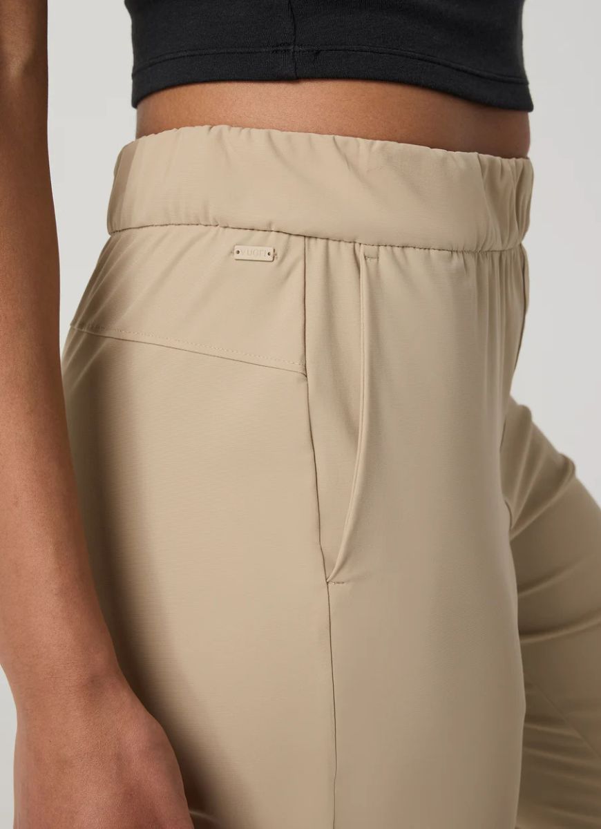 Vuori Miles Ankle Pant in Khaki