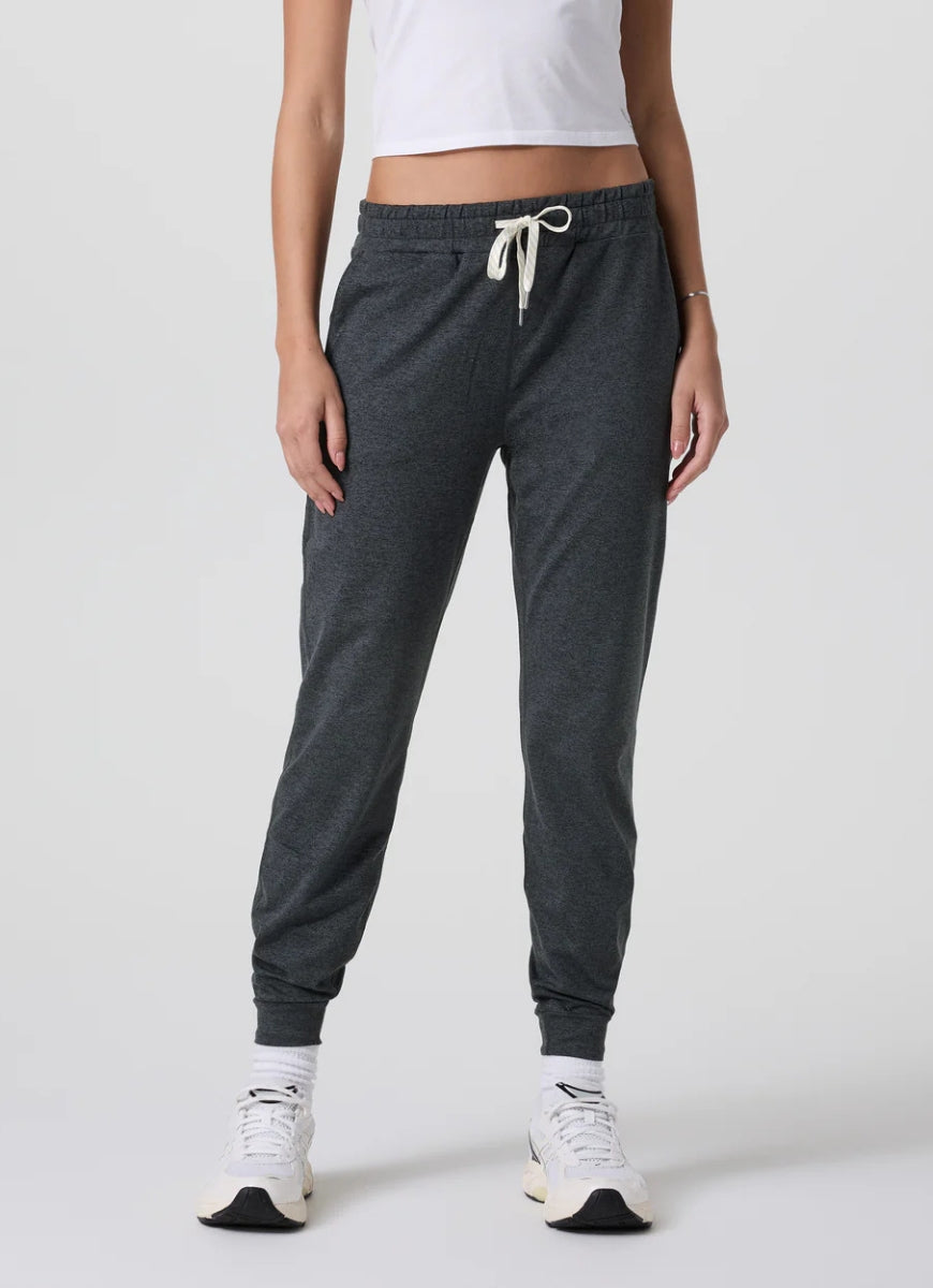Vuori Performance Jogger in Charcoal Heather