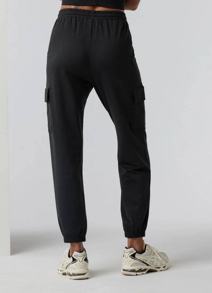 Vuori Boyfriend Cargo Jogger in Black Heather Back View