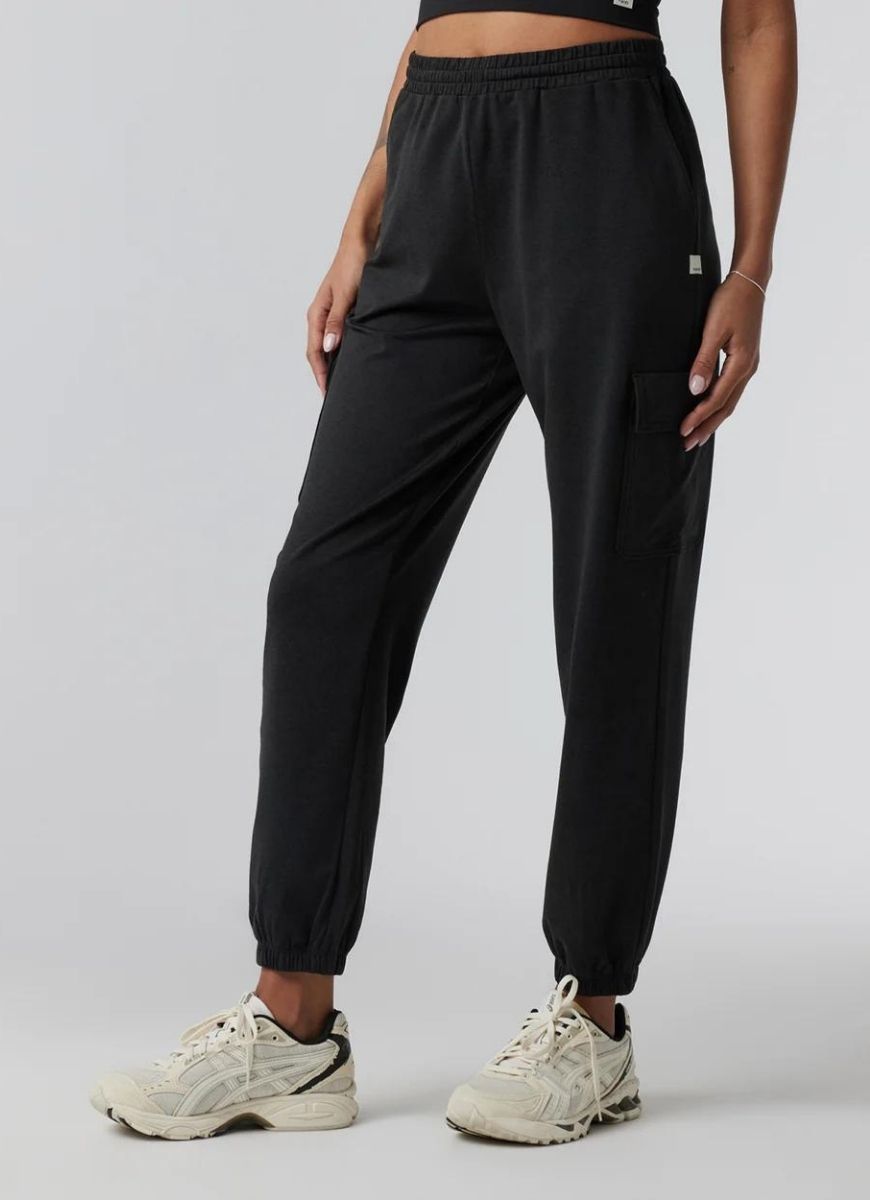 Vuori Boyfriend Cargo Jogger in Black Heather Front View