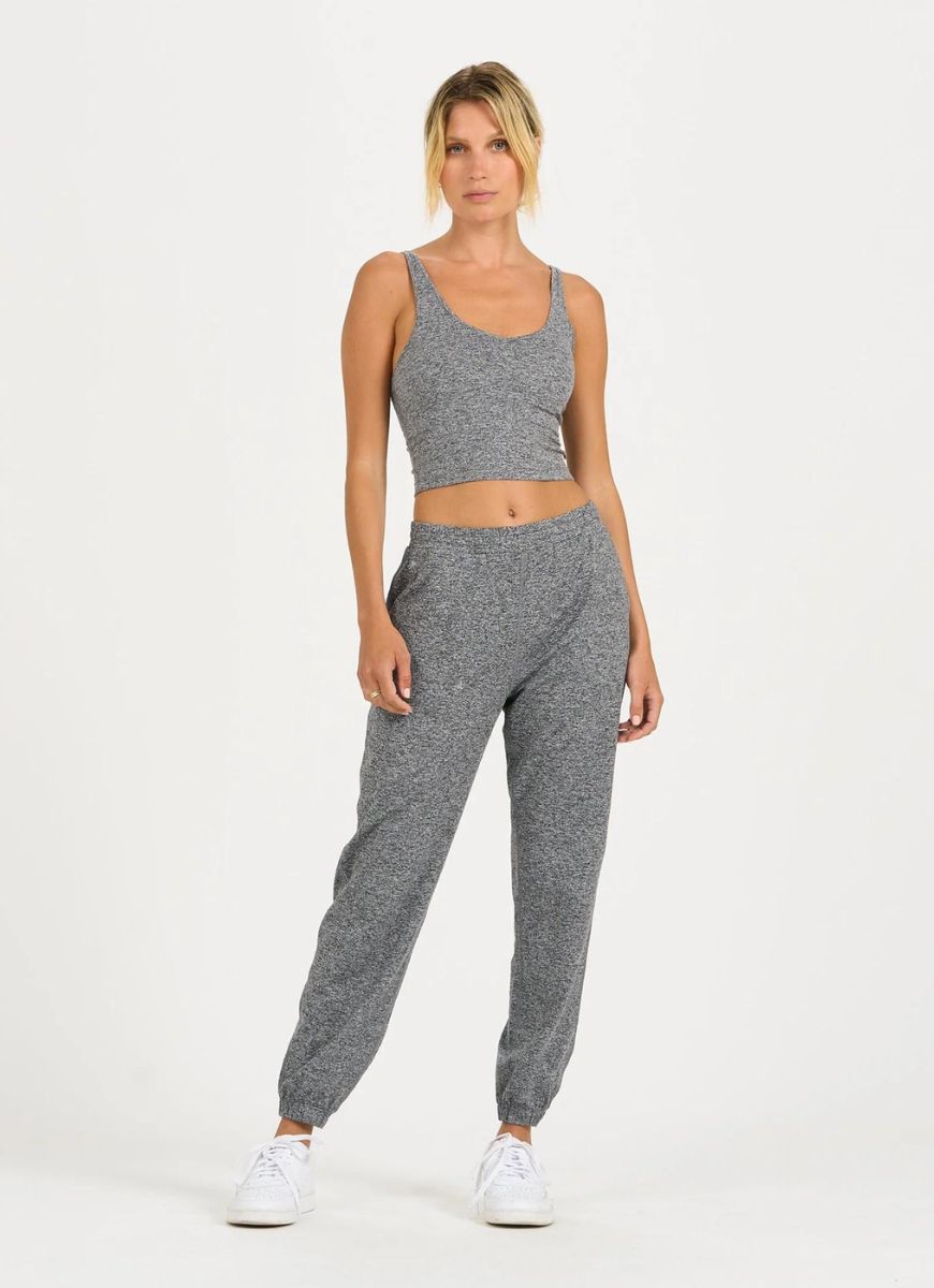 Womens French Yoga Dance Fitness Tracksuit With Romantic Back And Hanging  Neck Floret Sports Bra From Linhui1, $18.45