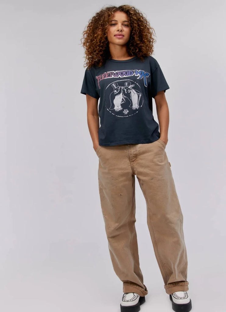 DAYDREAMER Fleetwood Mac US Tour Women's T-shirt in Black Full Front View