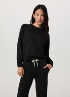 Vuori Women's Long Sleeve Halo Crew in Heather Black