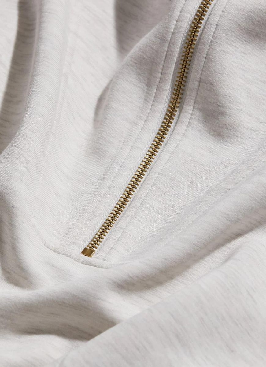 Varley Hawley Half Zip Sweat in Ivory Marl Close Up View of Front Zipper