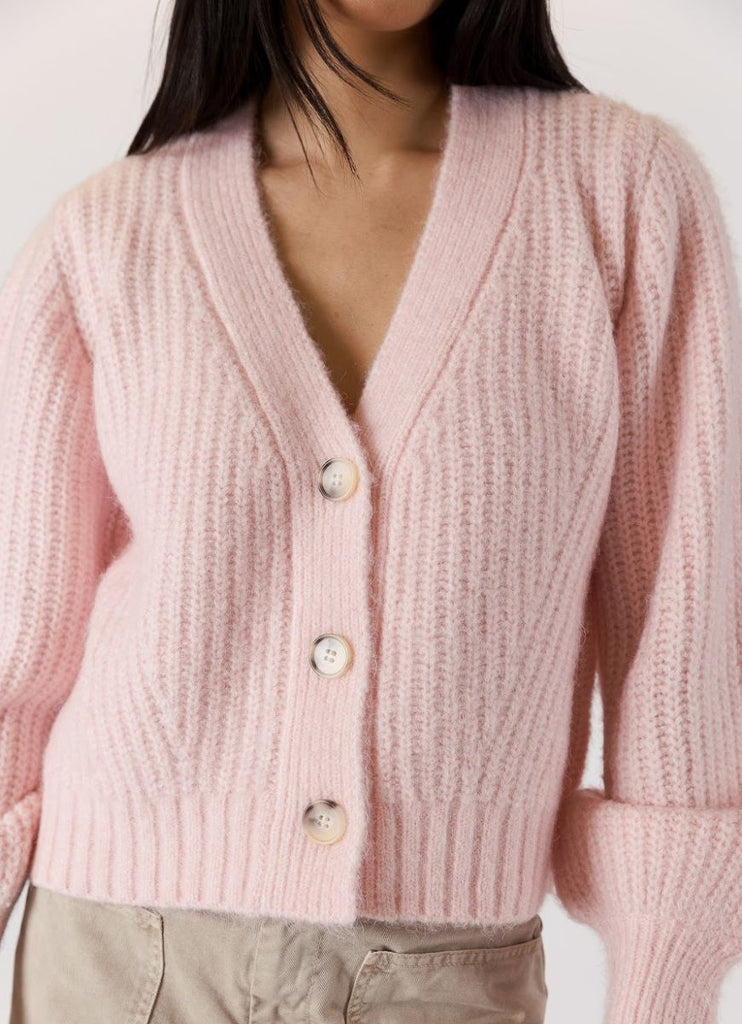 Lyla + Luxe Women's Matilda Cardigan in Pale Pink Close Up Front View of Large Buttons