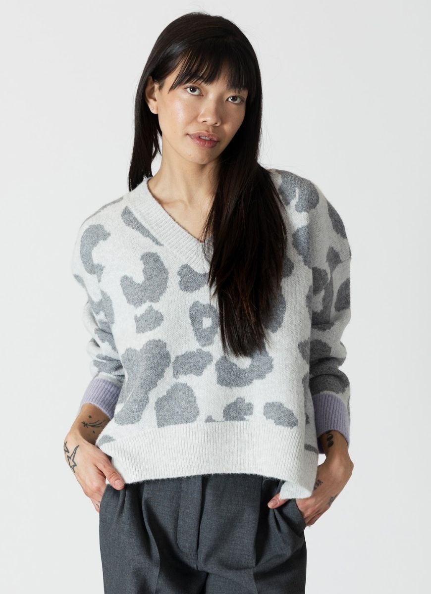 Lyla + Luxe Ocean Animal Sweater in Grey/Lavender