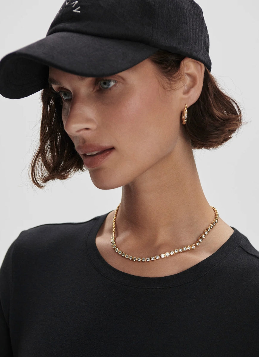 Varley Regina Fitted Tee in Black Close Up View of Neckline