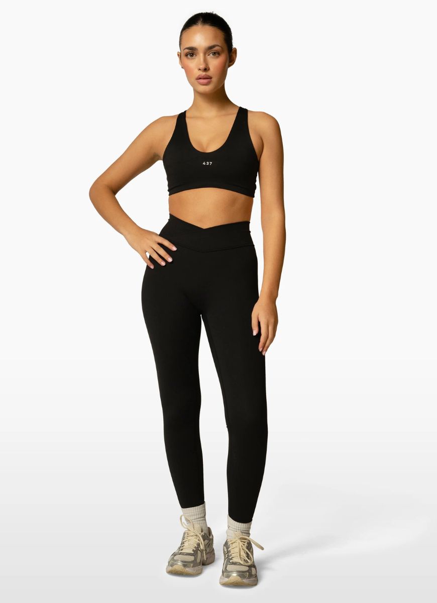 437 The V Legging in Black/Crème