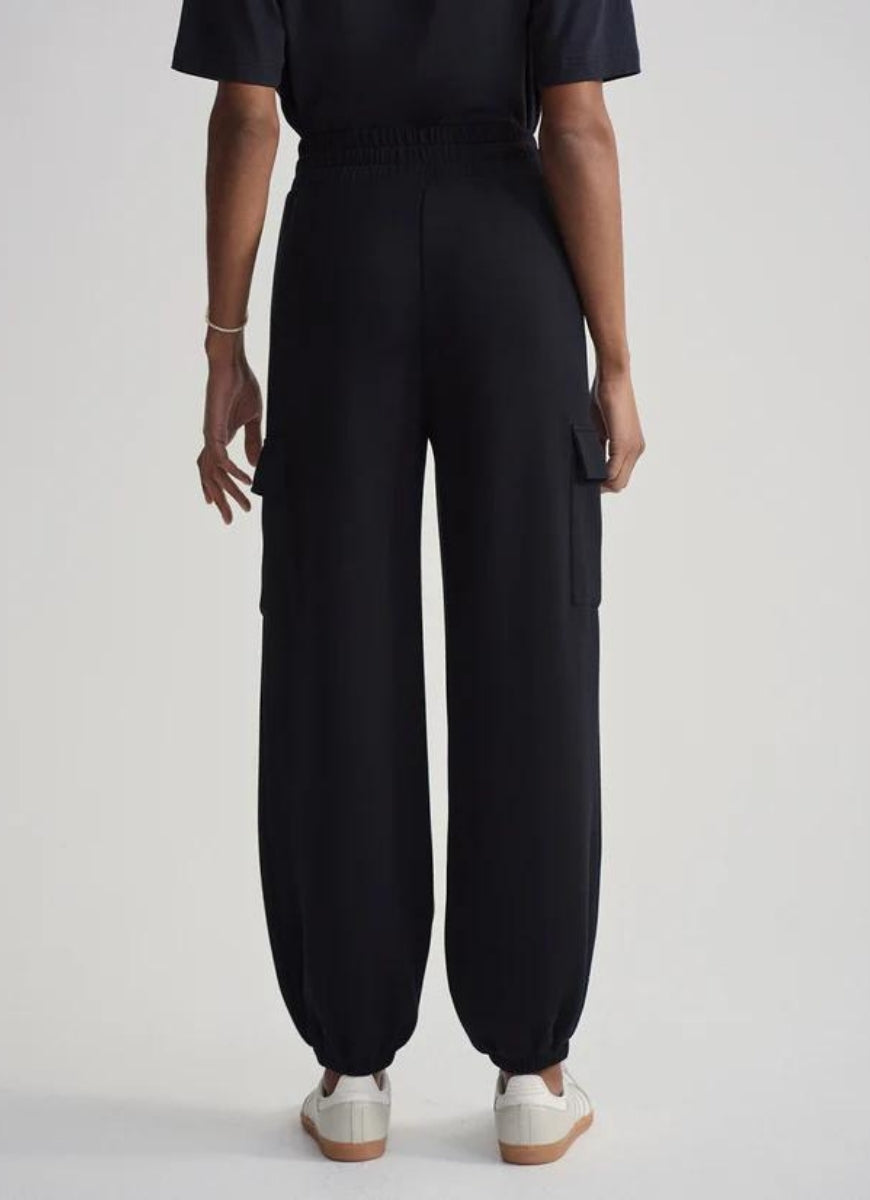 Varley The Cargo Pant 27.5” in Black Back View