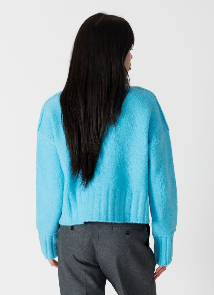 Lyla + Luxe Timmy Sweater in Turquoise Back View