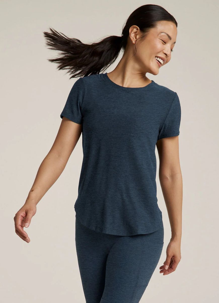 Beyond Yoga Featherweight On The Down Low Tee in Nocturnal Navy