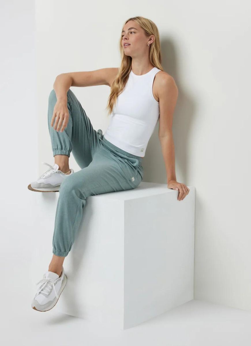 Vuori Boyfriend Jogger in Pistachio Heather Model Posing