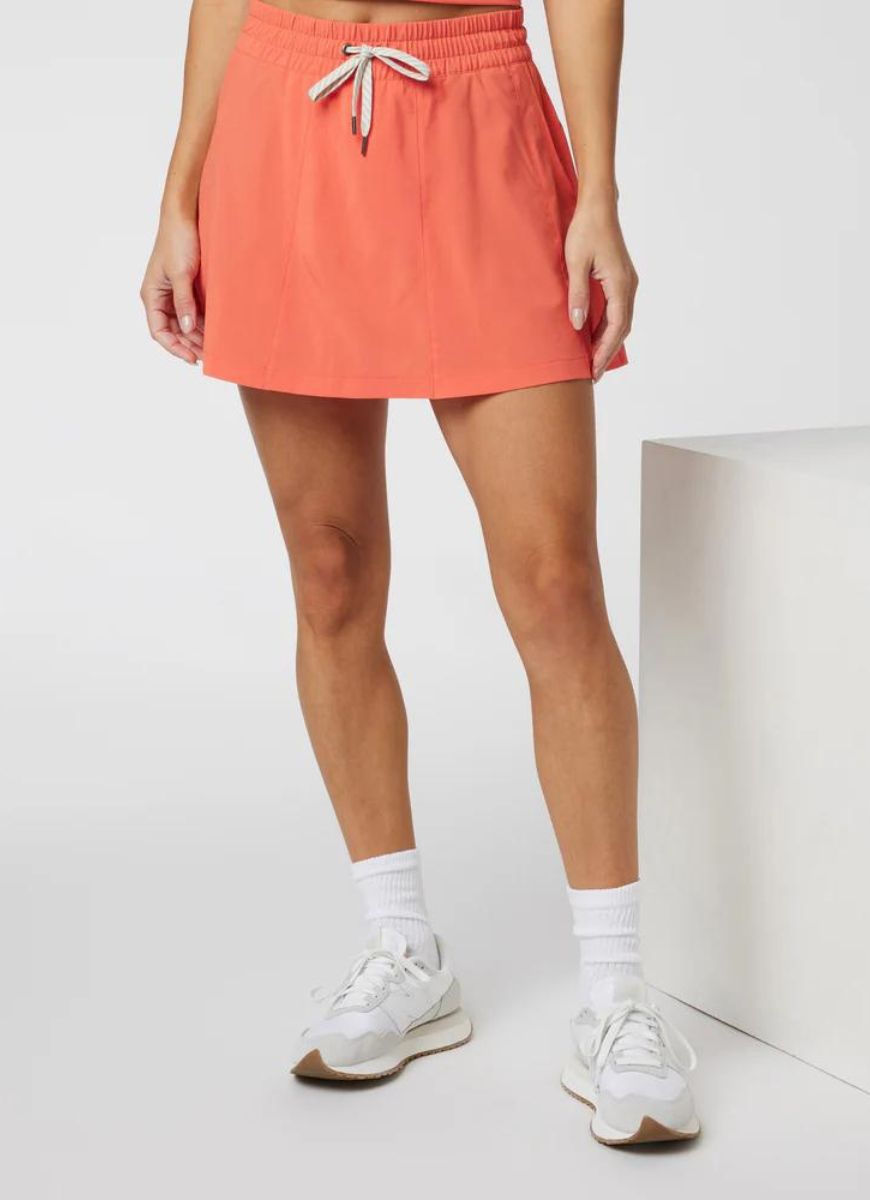 Vuori Clementine Tennis Skirt in Pomelo