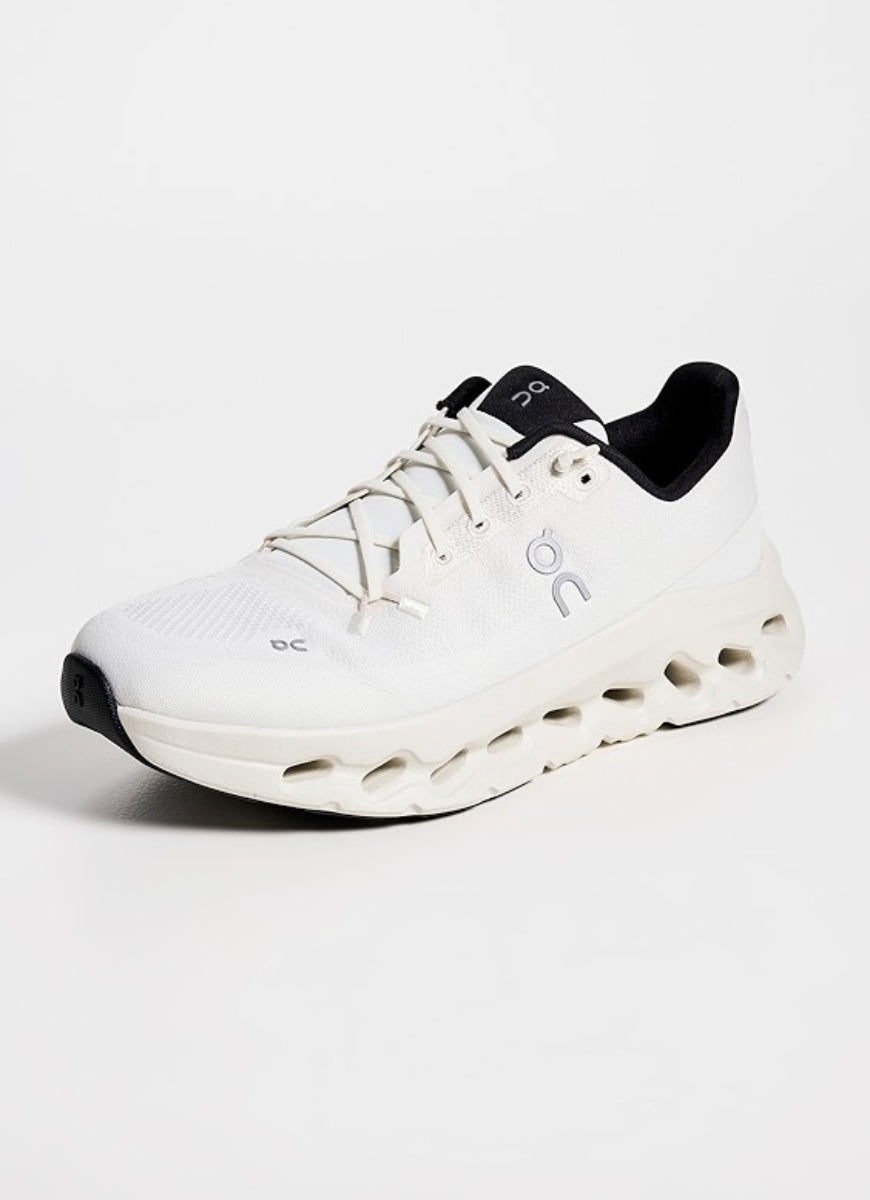 On Women's Cloudtilt Running Shoe in Pearl/Ice