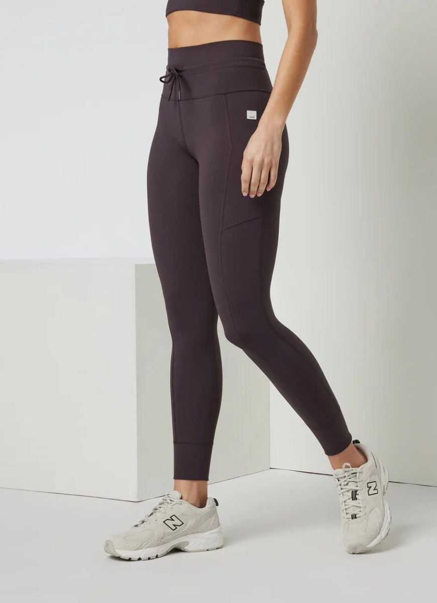 Vuori Daily Pocket Legging in Sangria Side View