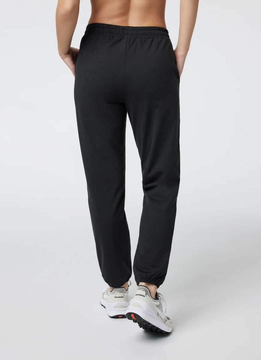 vuori Granite Performance Jogger in Black Heather Back View