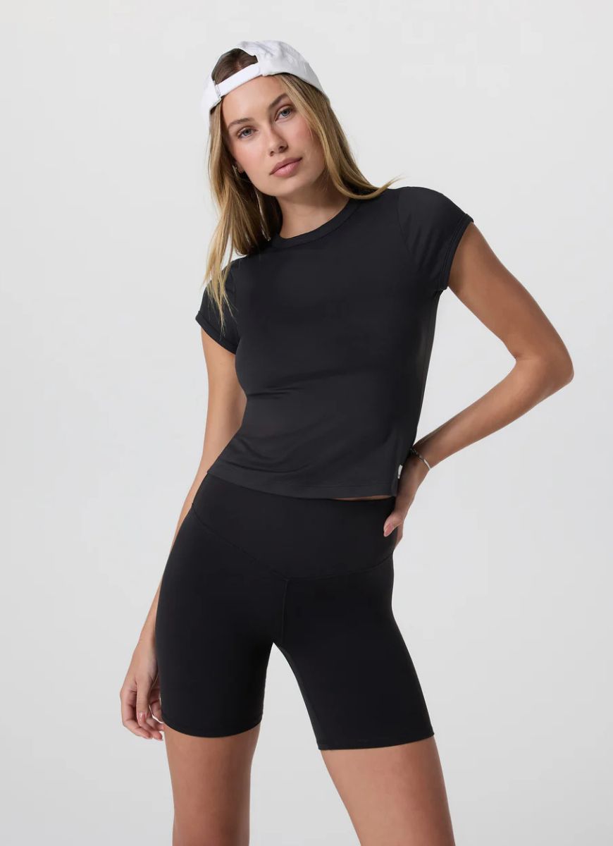 Vuori Women's Halo Baby Tee in Black