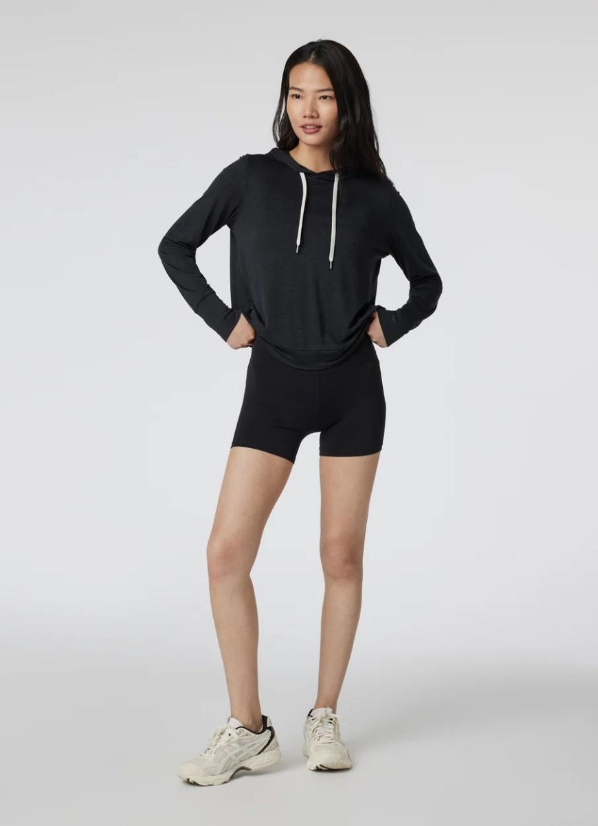 vuori Women's Halo Essential Hoodie in Black Heather Full Length Front View