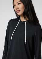 vuori Women's Halo Essential Hoodie in Black Heather Close Up Front View