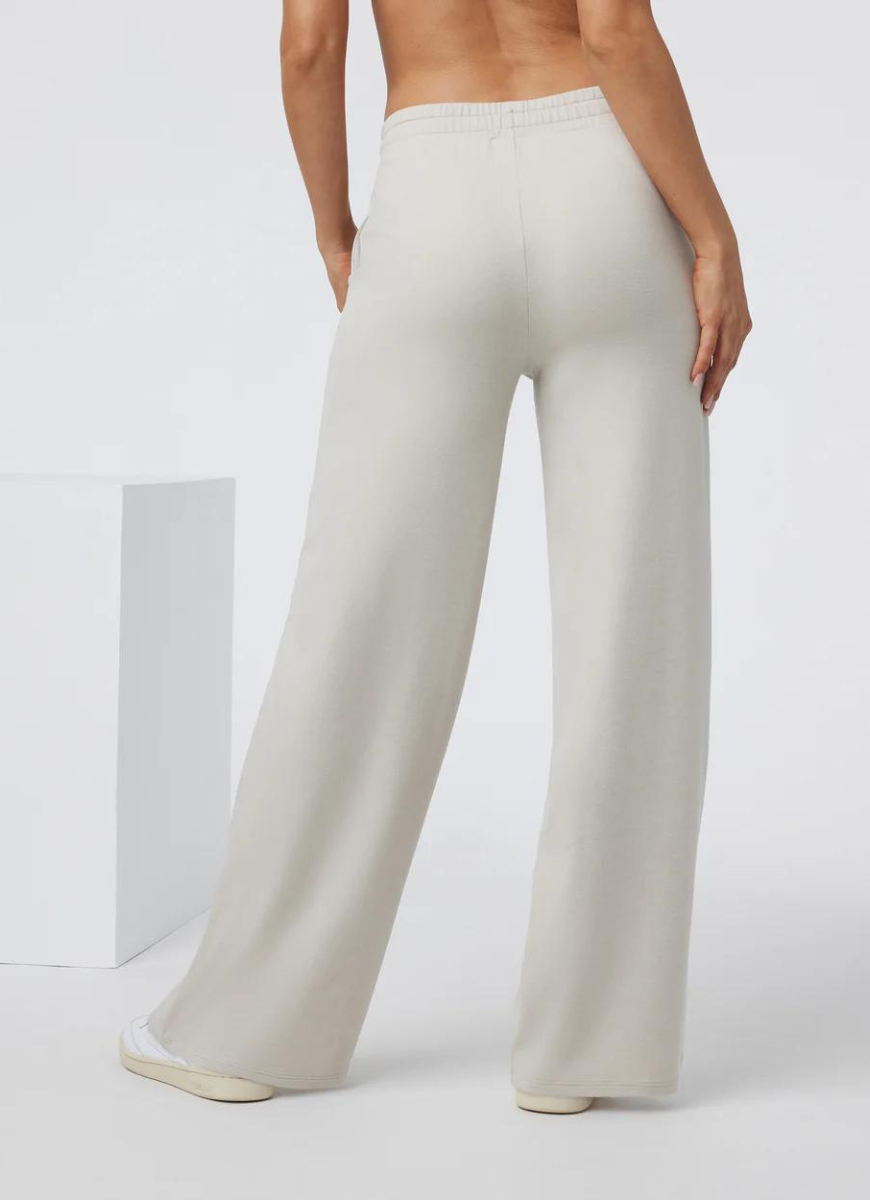 Vuori Halo Essential Wideleg Pant in Ecru Heather Back View