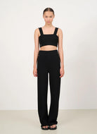 LUNE ACTIVE Moon Classic Flared Pants in Black