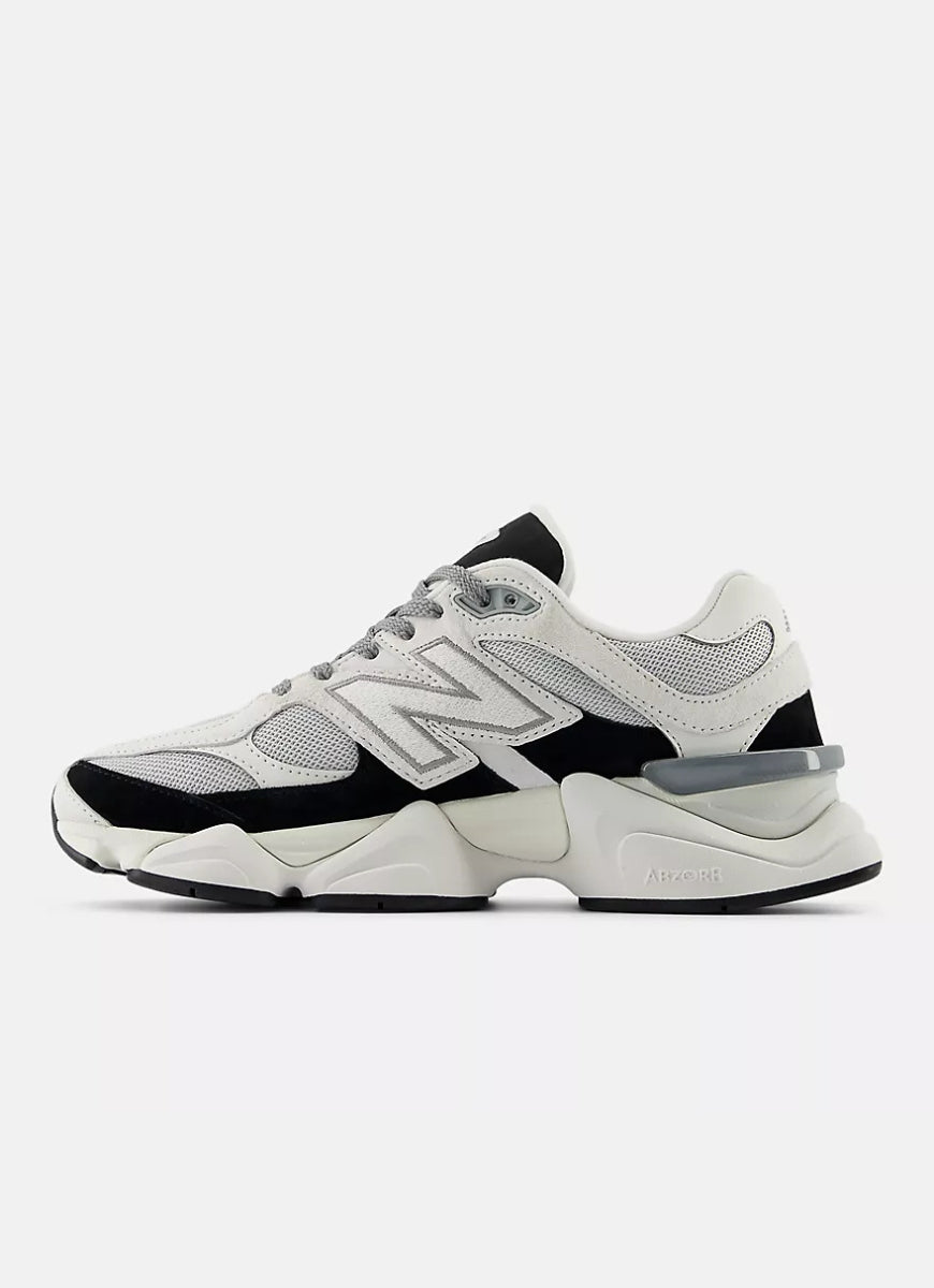 New Balance Women's 9060 Sneaker in Black/Reflection
