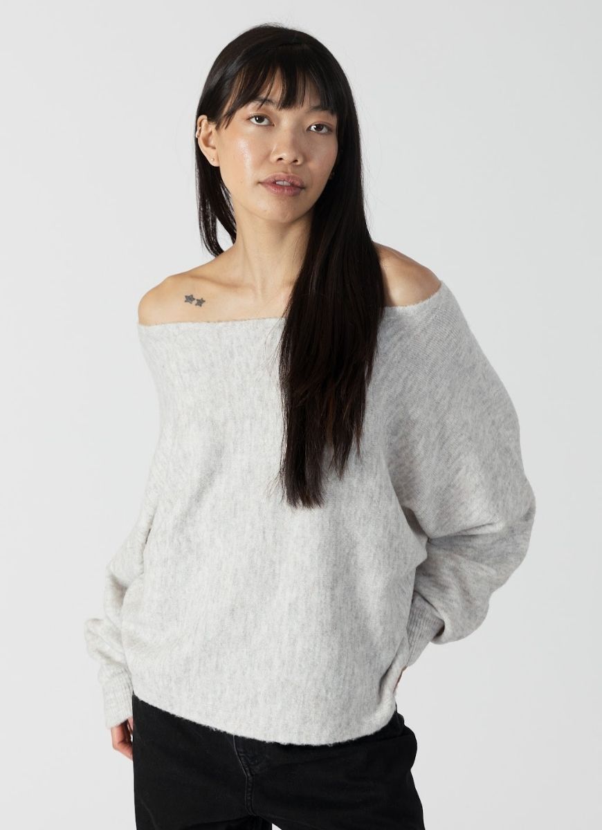 Lyla + Luxe Nobu Sweater in Light Grey