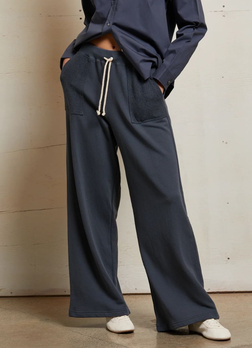 perfectwhitetee Rosanna Reverse Pocket Pant in Night