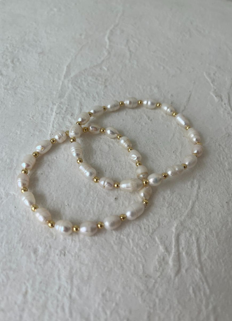 Lo & Co Stranded Pearls Bracelet Double Bracelet View