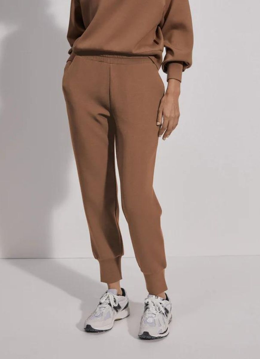 Varley The Slim Cuff Pant 27.5" in Golden Bronze